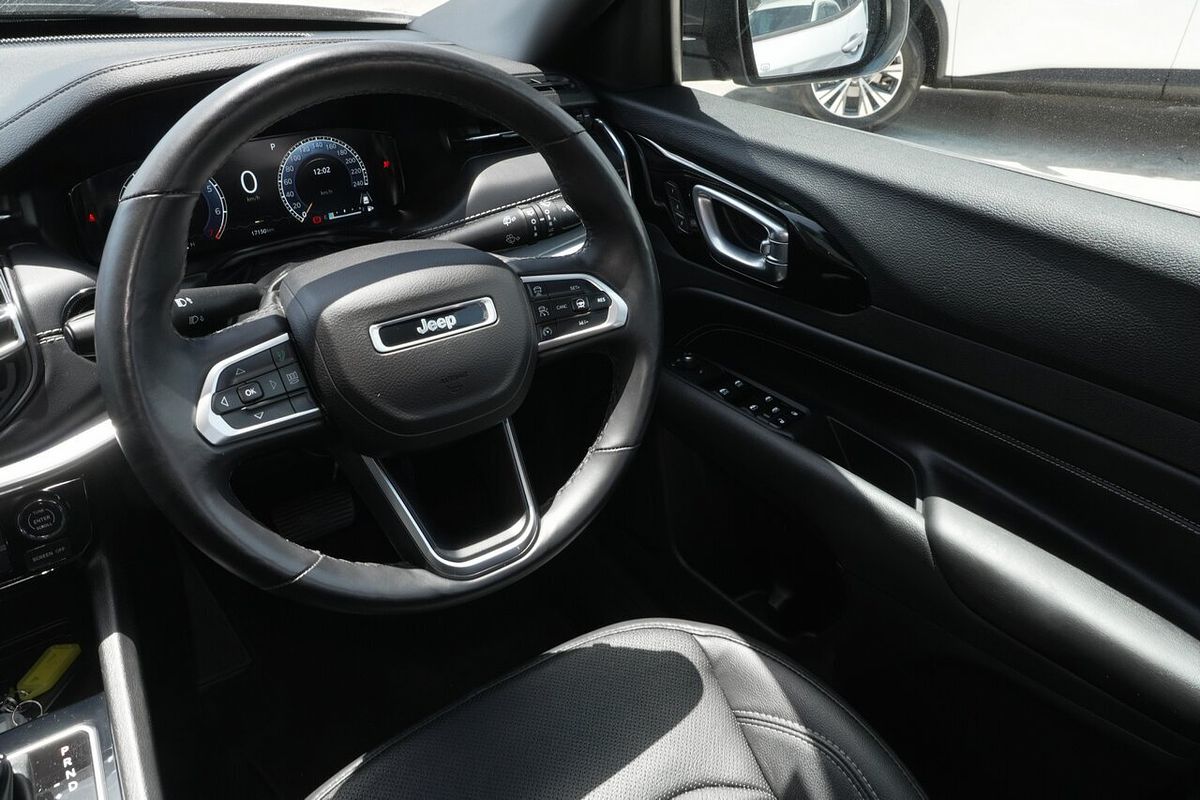 2023 Jeep Compass S-Limited M6