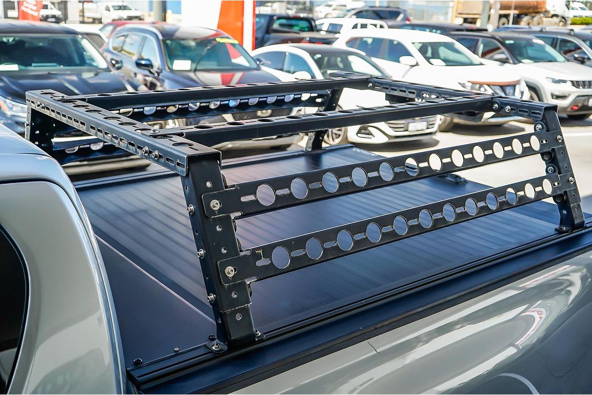 2021 Toyota Hilux SR5 GUN126R 4X4