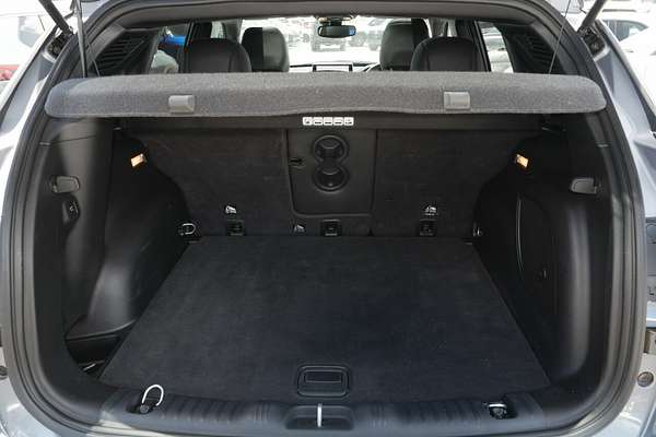 2023 Jeep Compass S-Limited M6