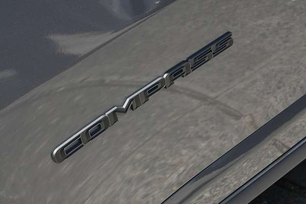 2023 Jeep Compass S-Limited M6