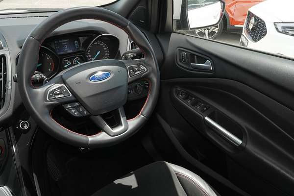 2018 Ford Escape ST-Line ZG