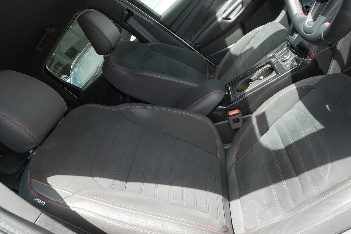 2018 Ford Escape ST-Line ZG