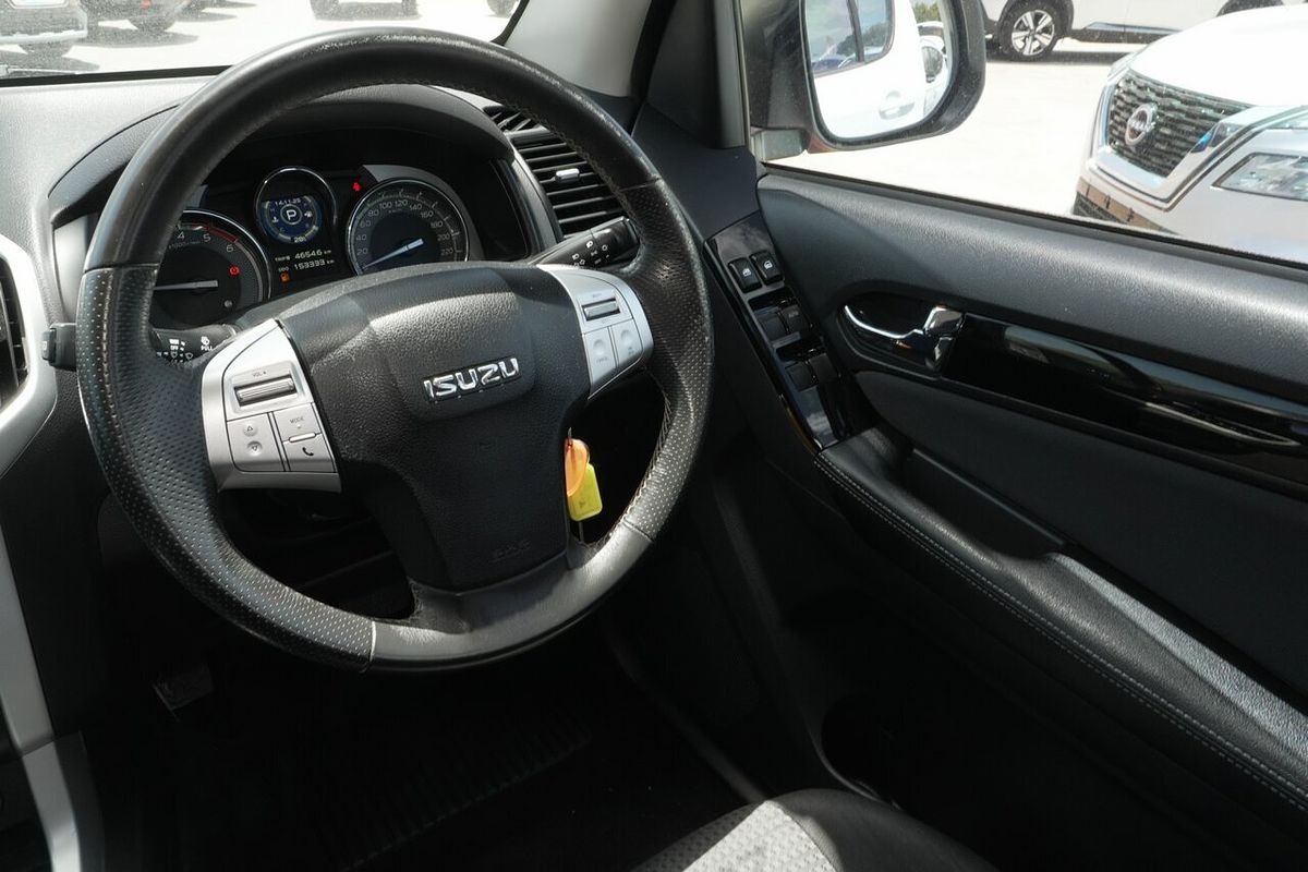 2019 Isuzu MU-X LS-M