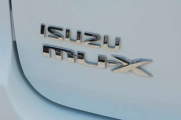 2019 Isuzu MU-X LS-M