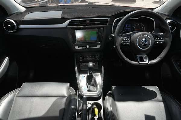 2019 MG ZS Essence AZS1