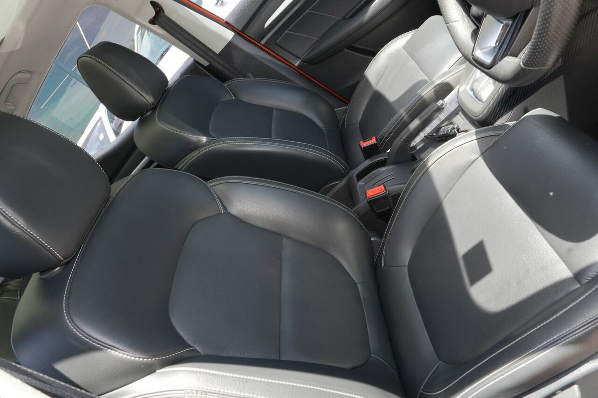 2019 MG ZS Essence AZS1