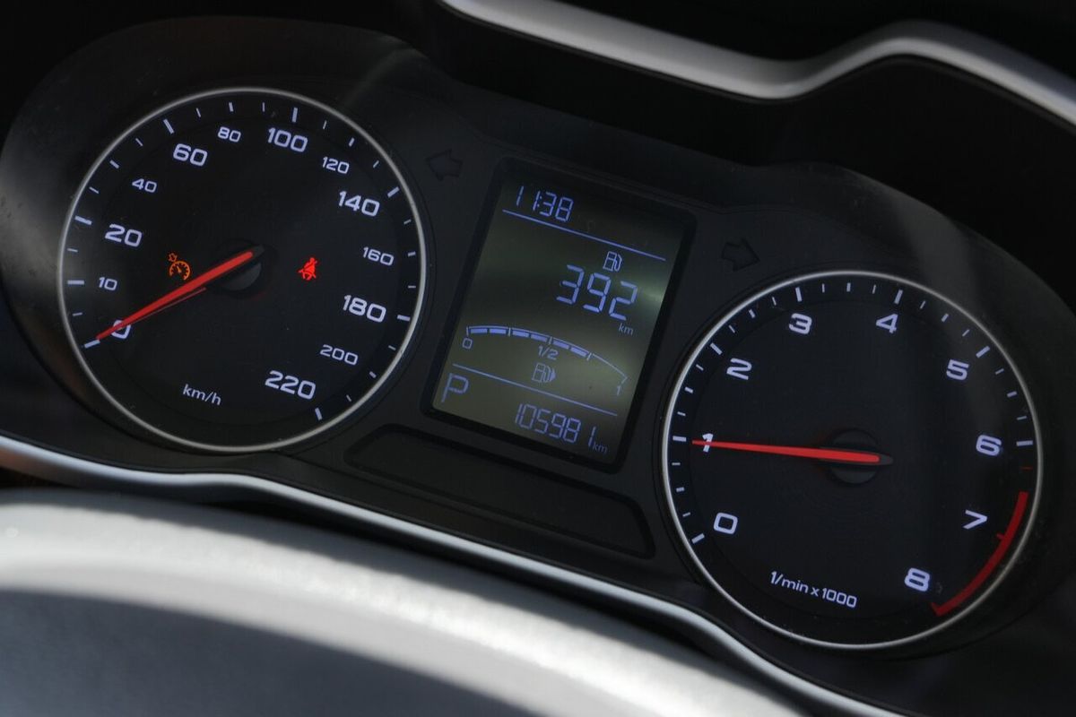 2019 MG ZS Essence AZS1