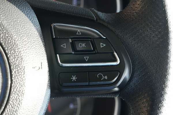 2019 MG ZS Essence AZS1