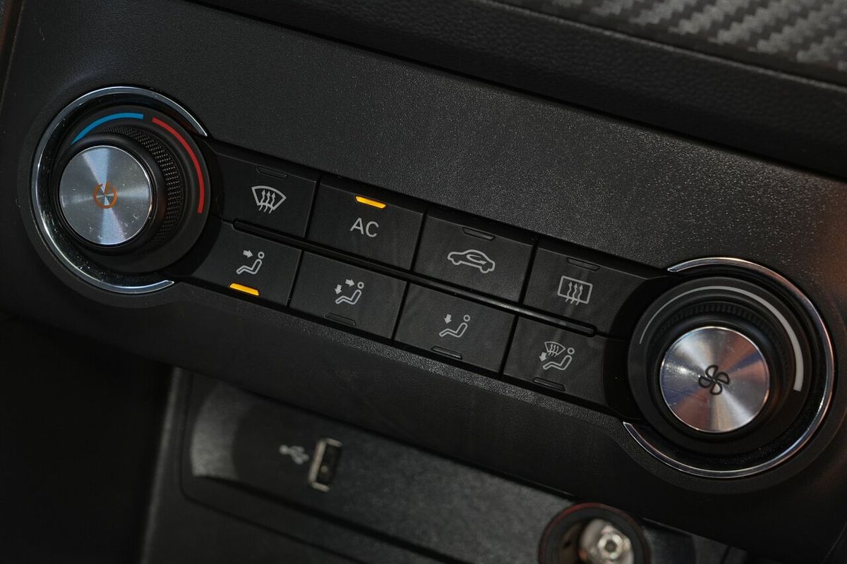 2019 MG ZS Essence AZS1