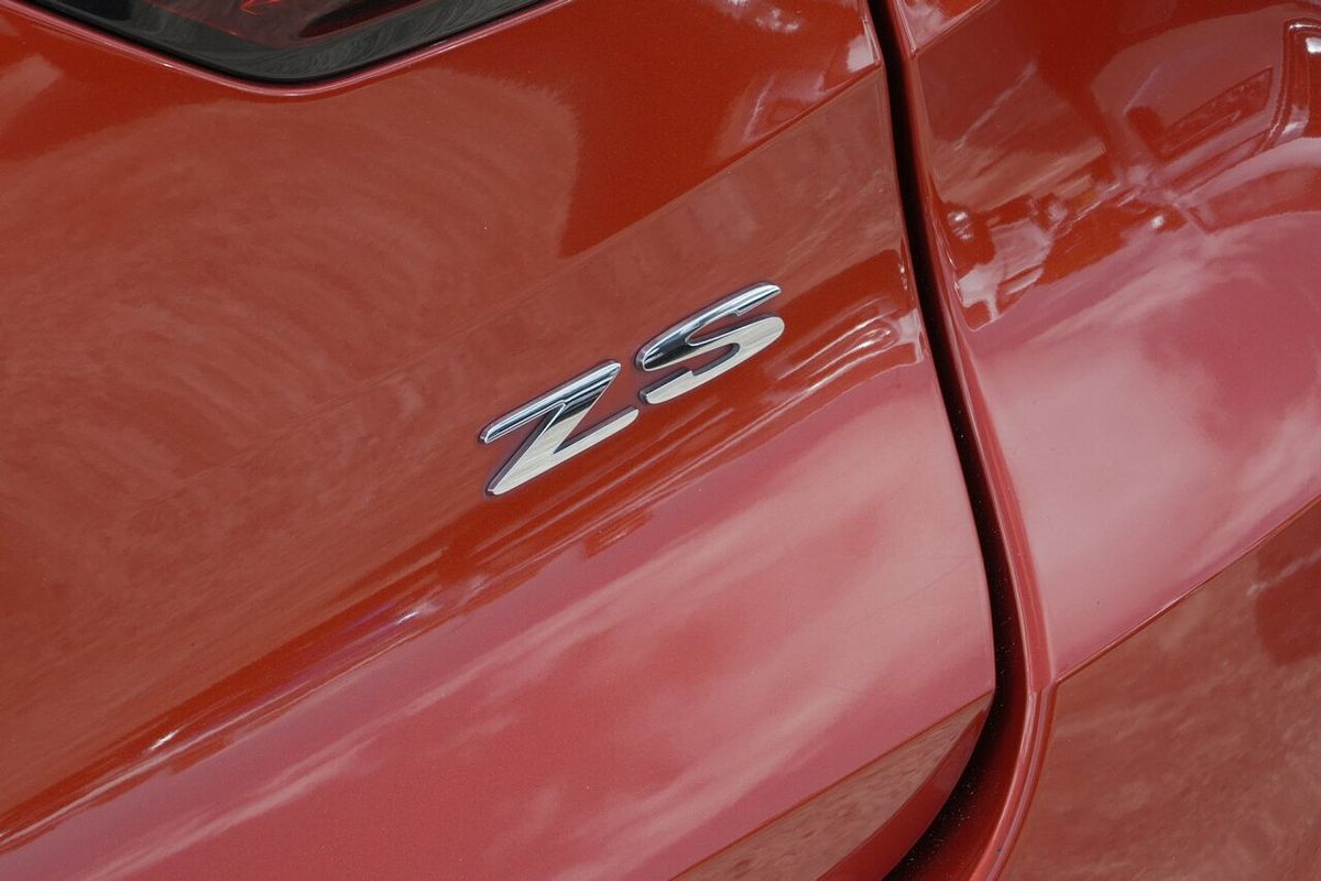 2019 MG ZS Essence AZS1