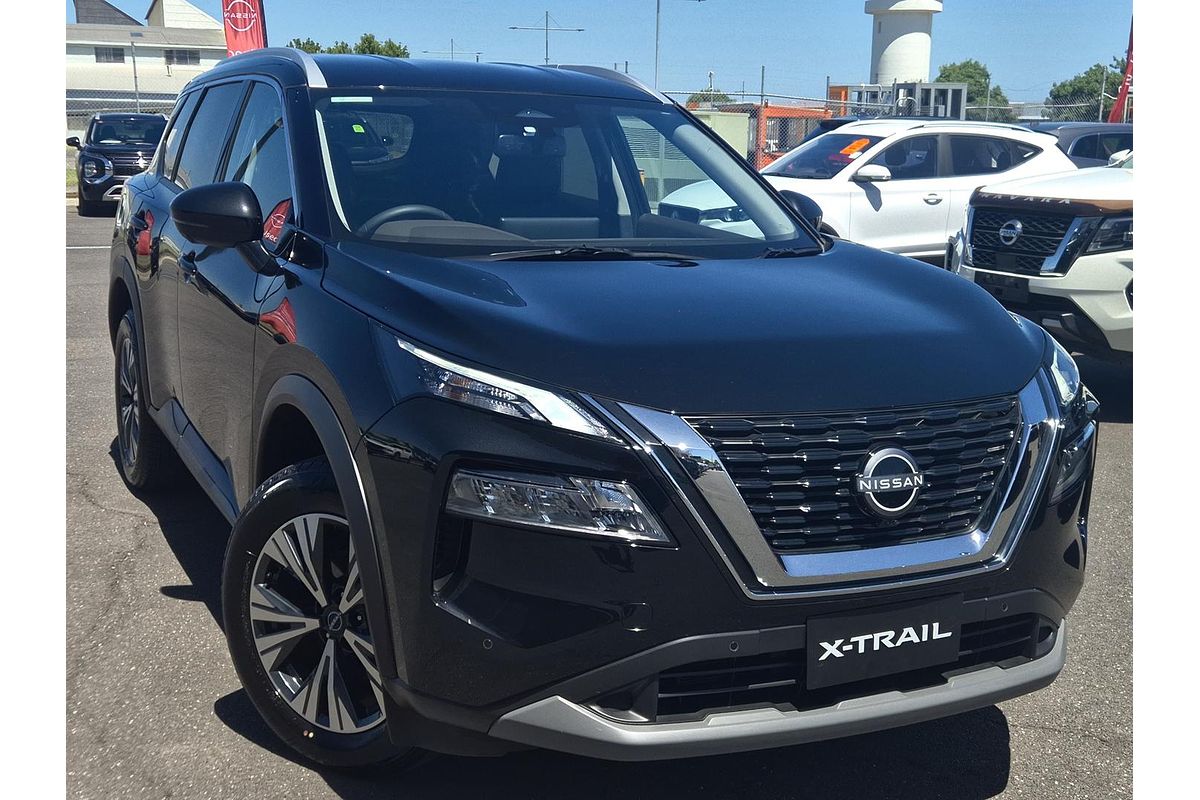 2025 Nissan X-TRAIL ST-L T33