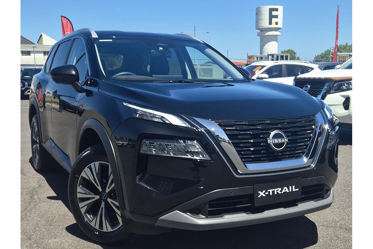 2025 Nissan X-TRAIL ST-L T33