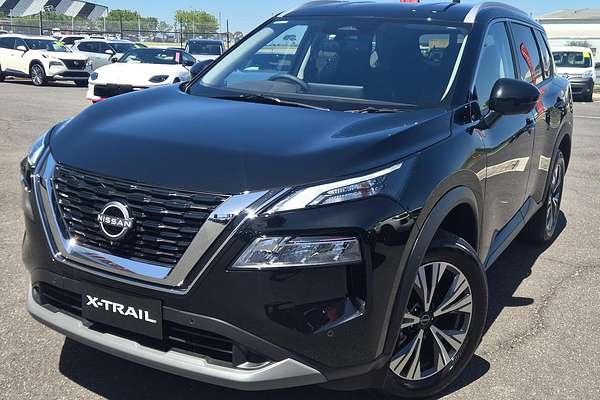 2025 Nissan X-TRAIL ST-L T33