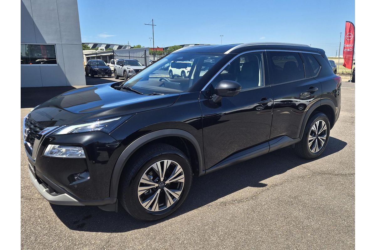 2025 Nissan X-TRAIL ST-L T33