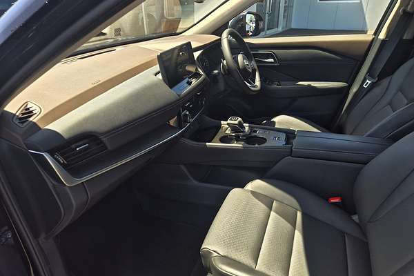 2025 Nissan X-TRAIL ST-L T33