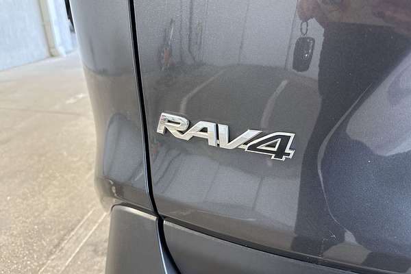 2020 Toyota RAV4 Cruiser AXAH54R