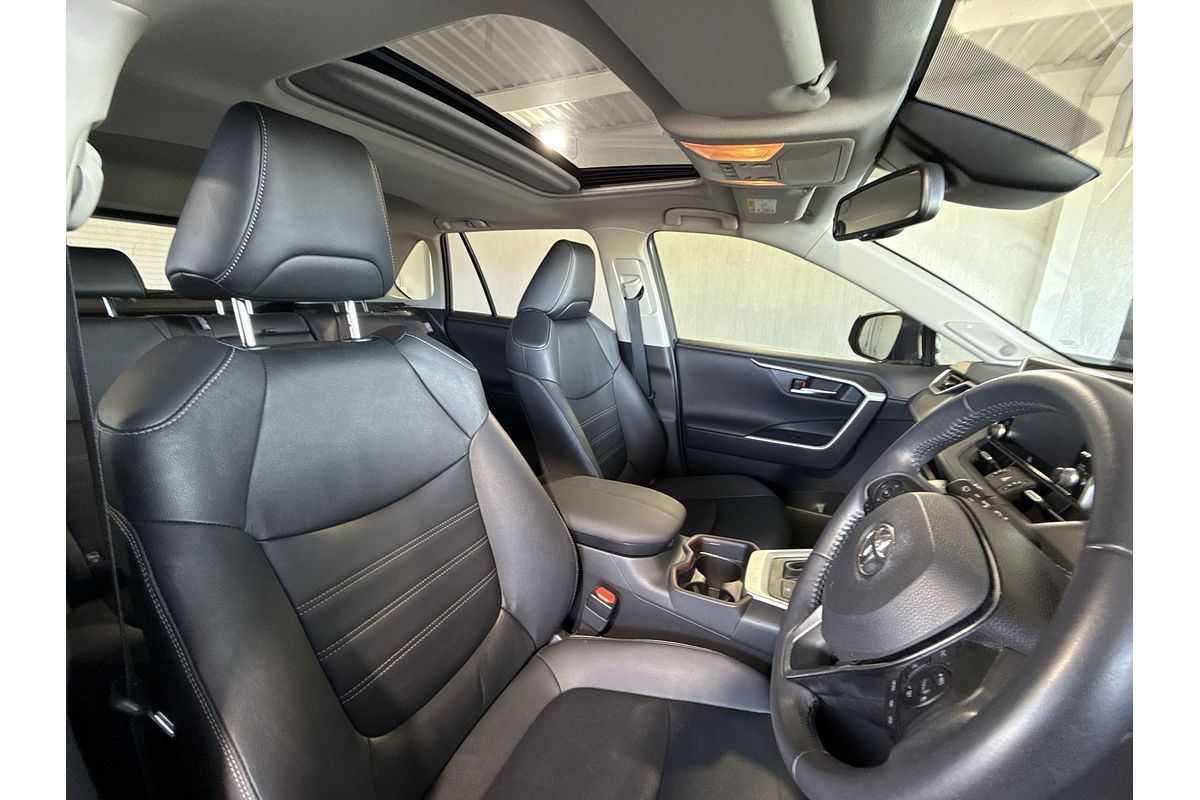 2020 Toyota RAV4 Cruiser AXAH54R