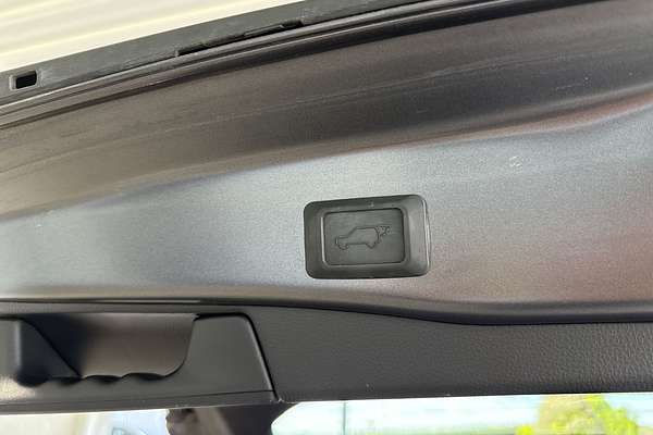 2020 Toyota RAV4 Cruiser AXAH54R