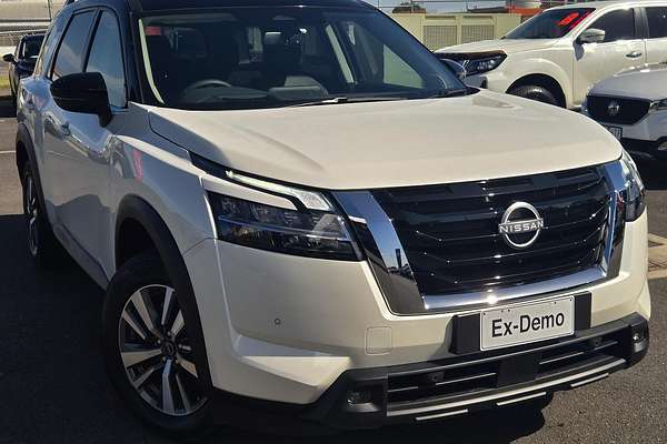 2024 Nissan Pathfinder Ti R53