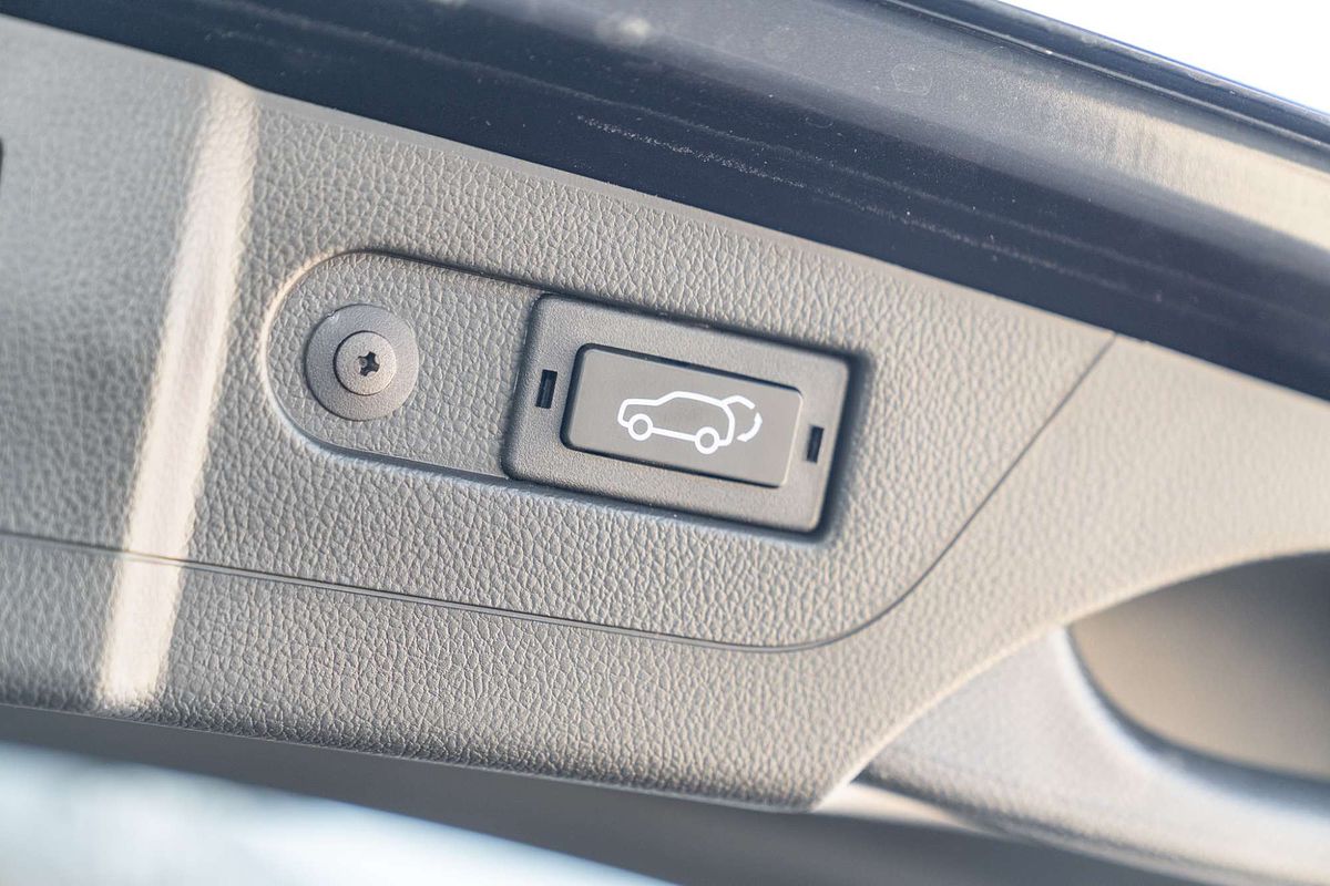 2023 SsangYong Rexton Ultimate Y461