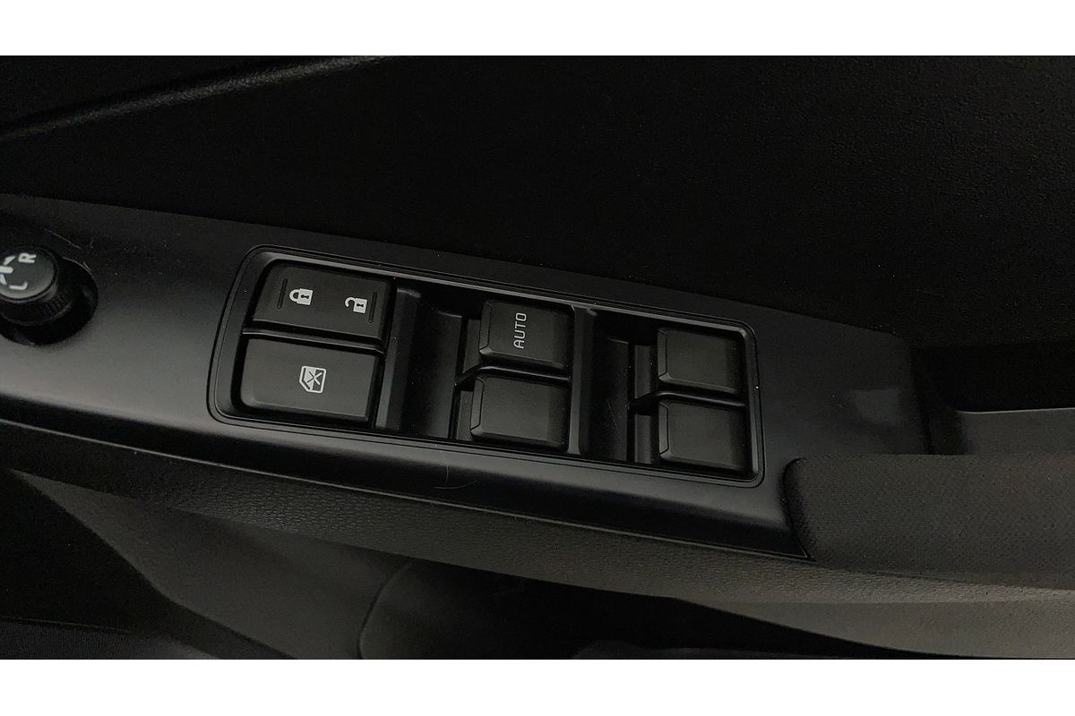 2020 Isuzu D-MAX SX High Ride Rear Wheel Drive