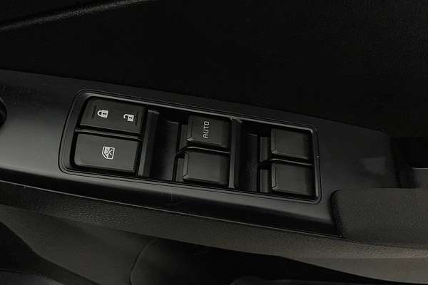 2020 Isuzu D-MAX SX High Ride Rear Wheel Drive