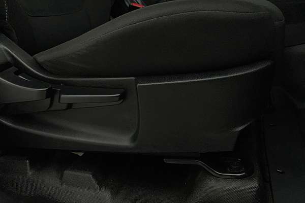 2020 Isuzu D-MAX SX High Ride Rear Wheel Drive