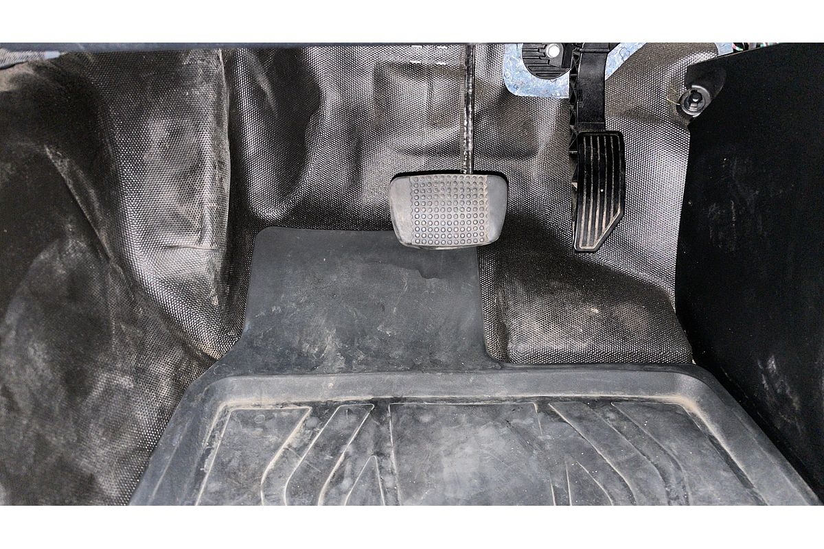 2020 Isuzu D-MAX SX High Ride Rear Wheel Drive