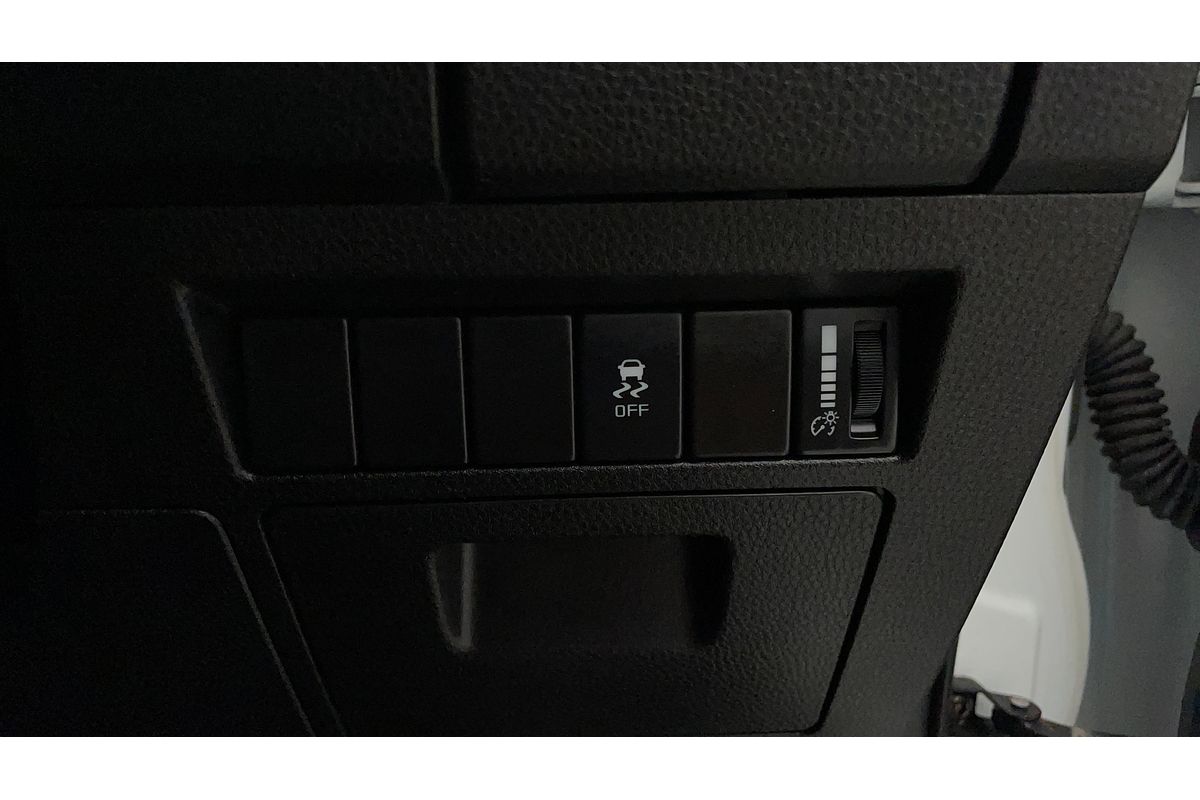 2020 Isuzu D-MAX SX High Ride Rear Wheel Drive