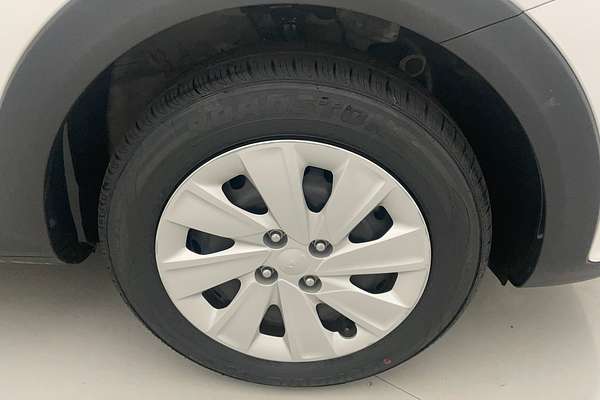 2023 Kia Stonic S YB