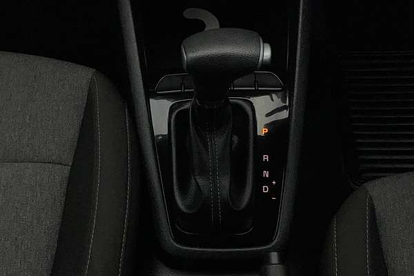 2023 Kia Stonic S YB