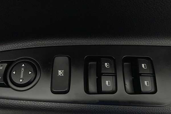 2023 Kia Stonic S YB