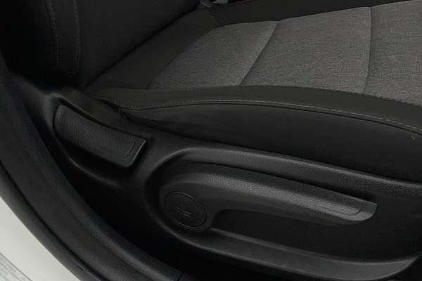 2023 Kia Stonic S YB