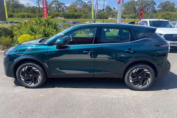 2025 Nissan QASHQAI ST-L J12