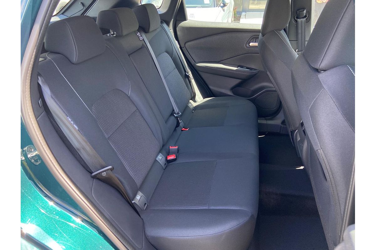 2025 Nissan QASHQAI ST-L J12