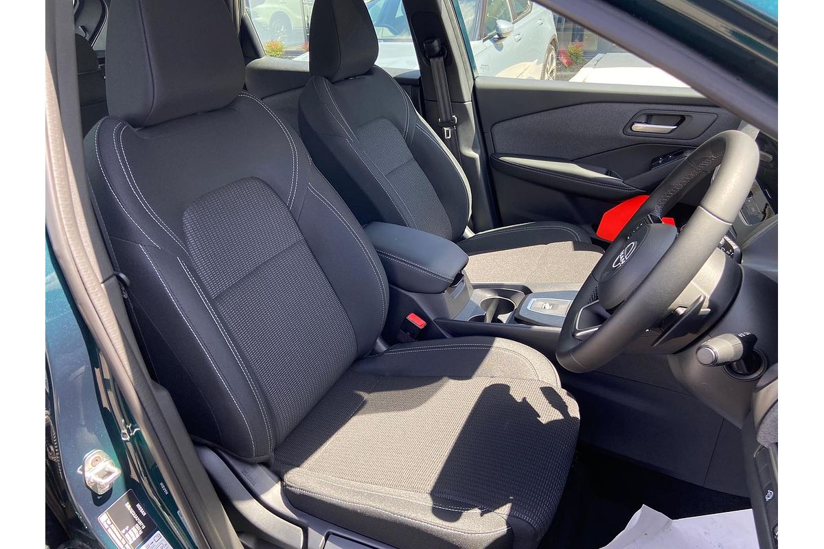 2025 Nissan QASHQAI ST-L J12