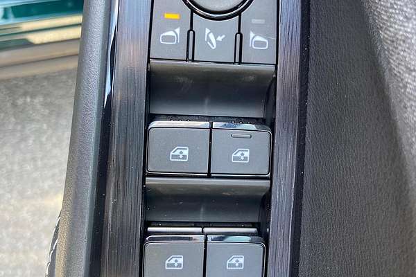 2025 Nissan QASHQAI ST-L J12