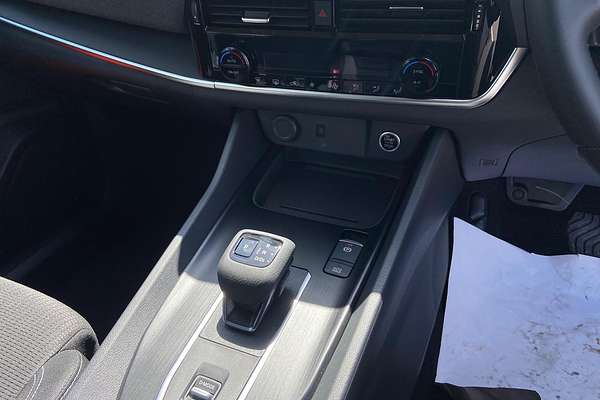 2025 Nissan QASHQAI ST-L J12