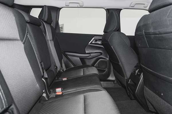 2023 Mitsubishi Outlander ES ZM