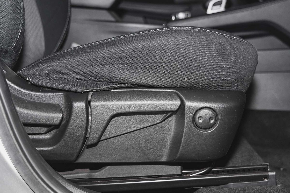 2023 Mitsubishi Outlander ES ZM