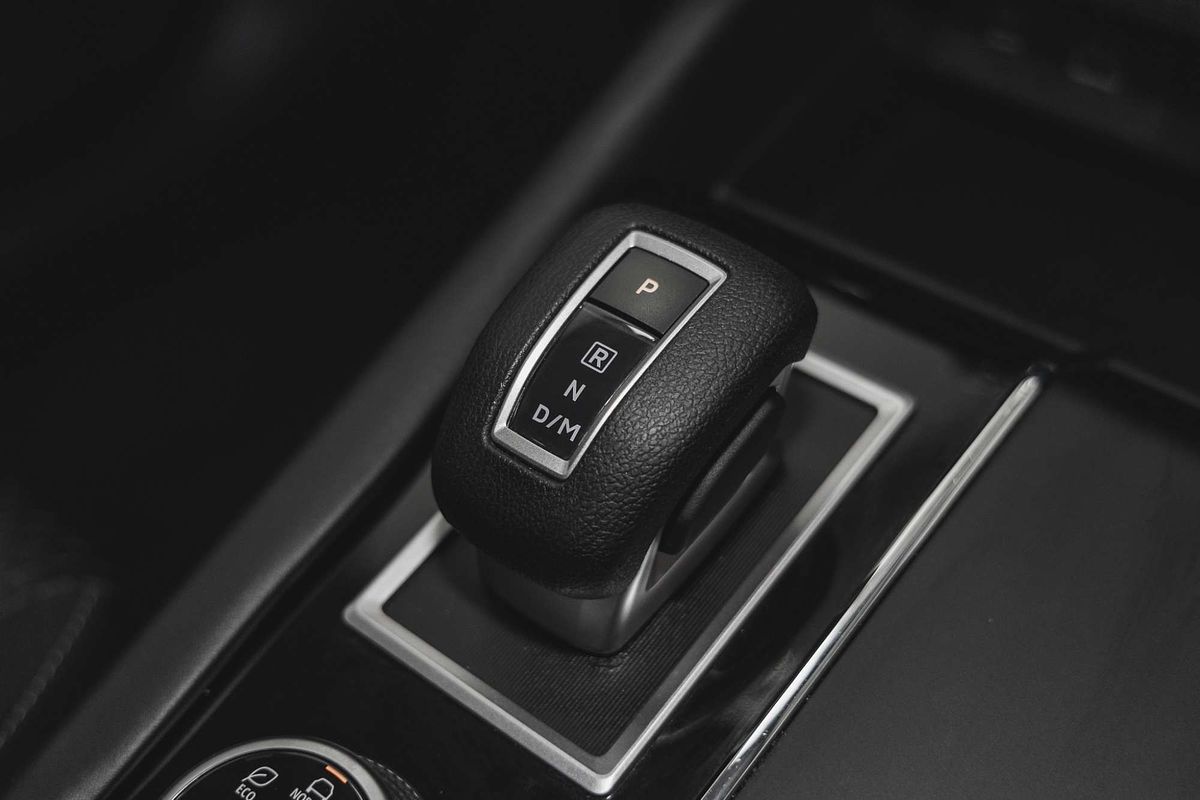 2023 Mitsubishi Outlander ES ZM