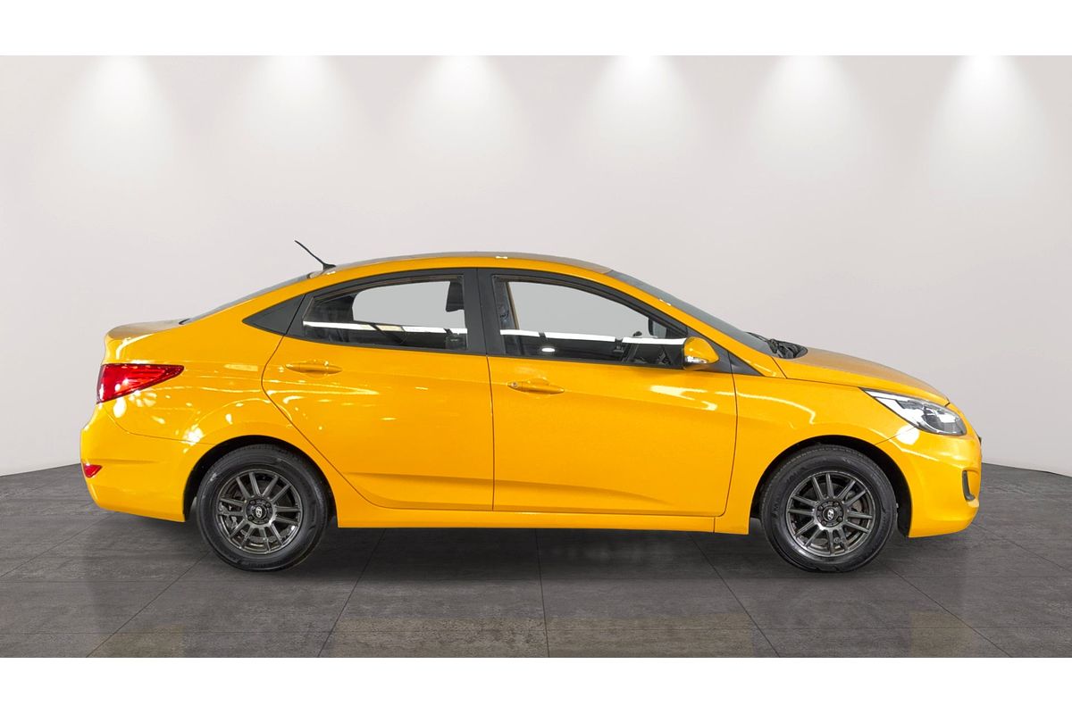 2017 Hyundai Accent Active RB4