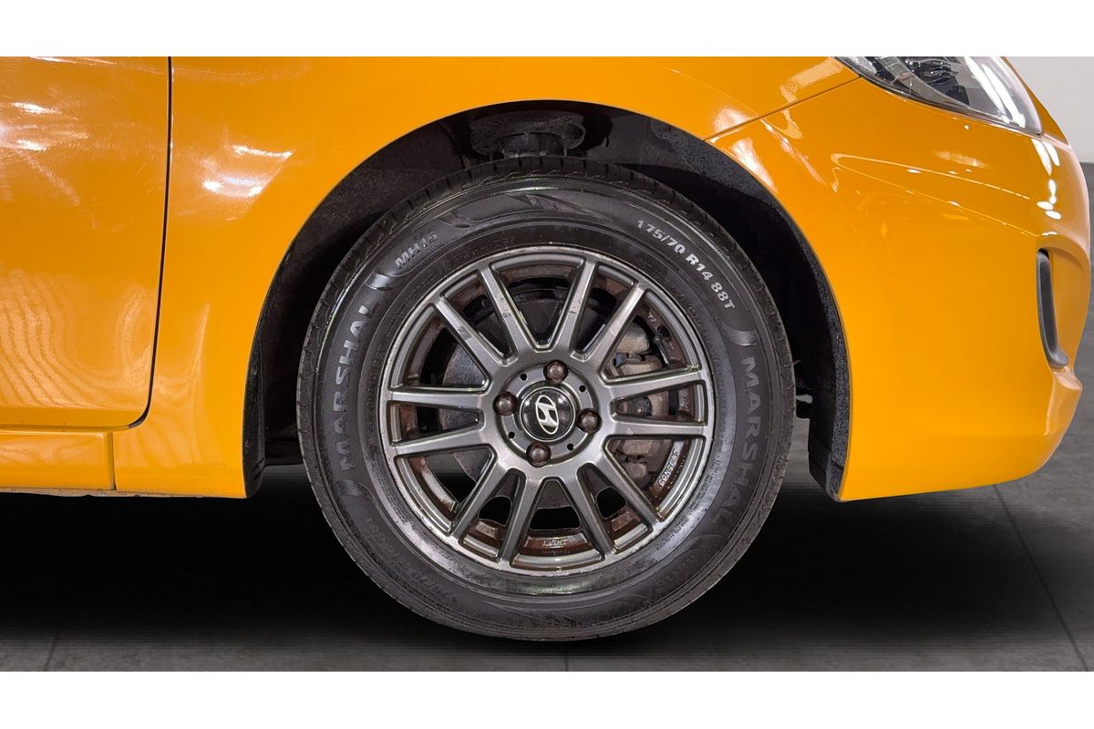 2017 Hyundai Accent Active RB4