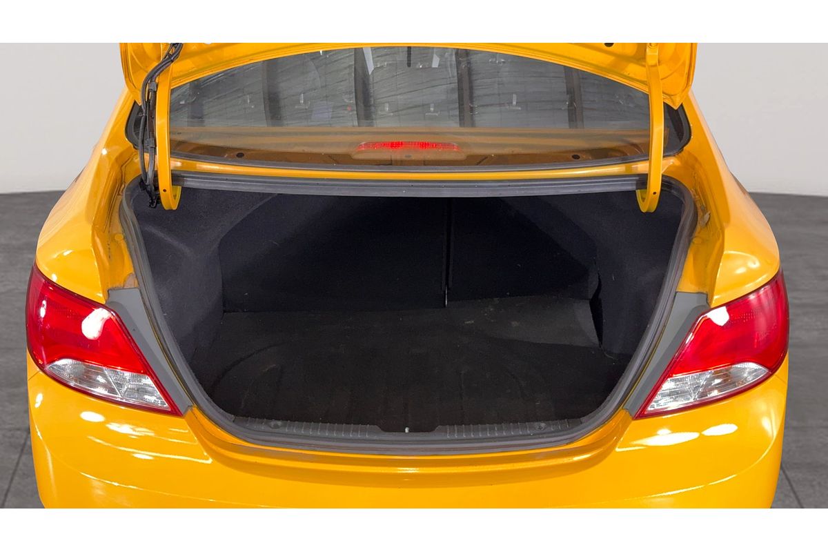 2017 Hyundai Accent Active RB4