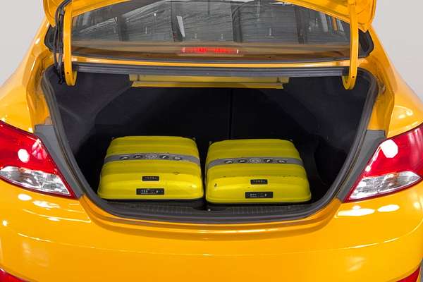 2017 Hyundai Accent Active RB4