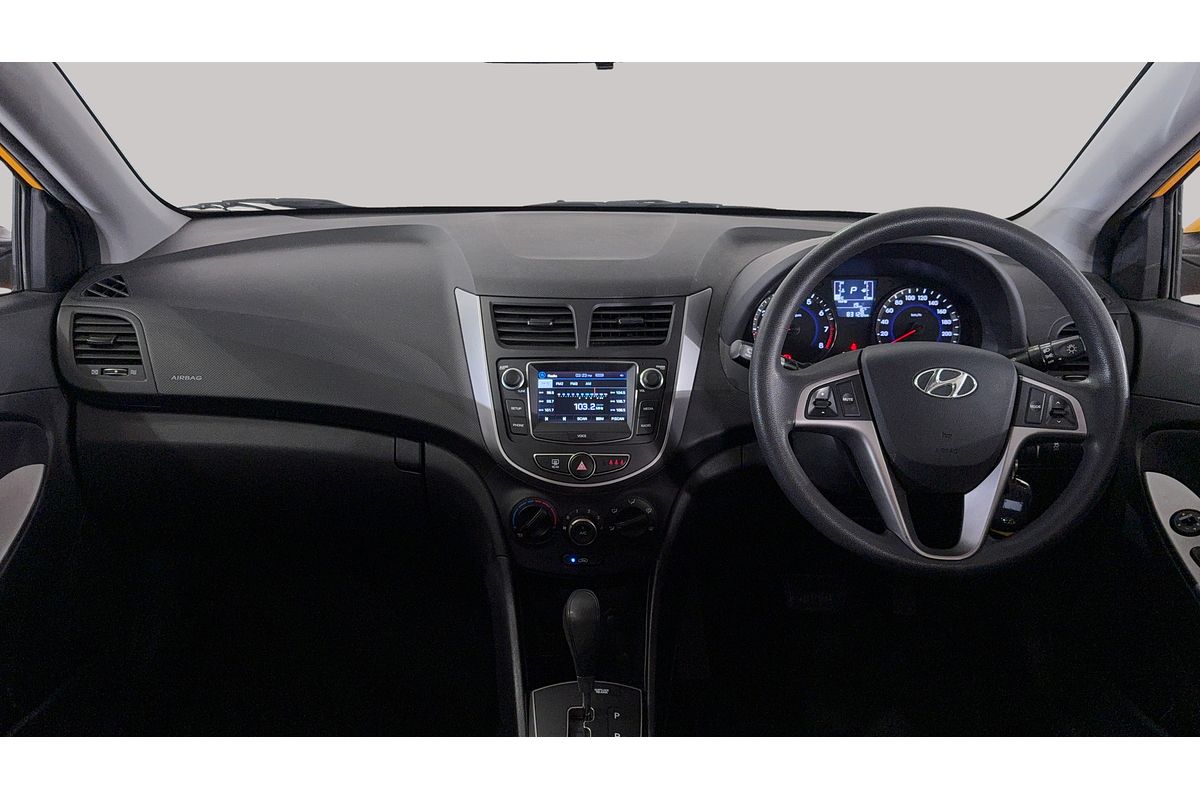 2017 Hyundai Accent Active RB4