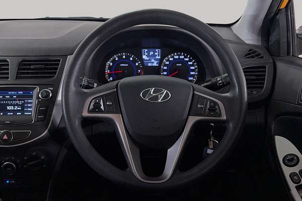 2017 Hyundai Accent Active RB4