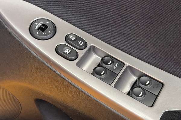 2017 Hyundai Accent Active RB4