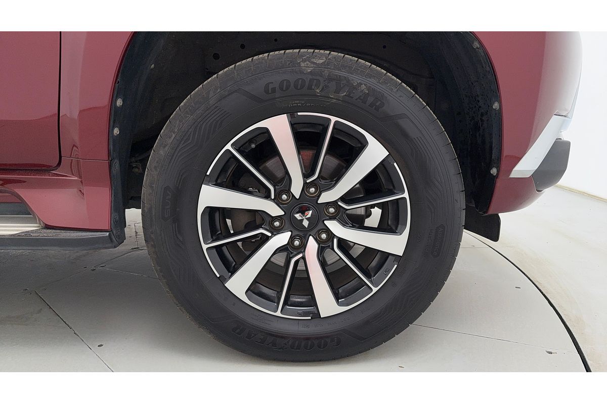 2017 Mitsubishi Pajero Sport GLS QE