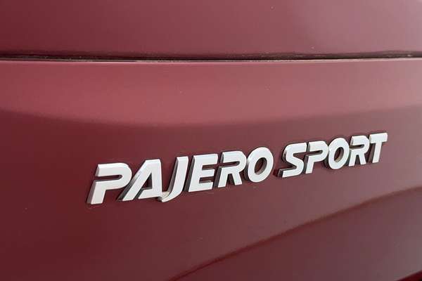 2017 Mitsubishi Pajero Sport GLS QE